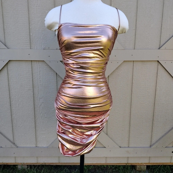COPY - Oh Polly Dress Ruched Bodycon Mini Dress in Rose Gold - size US 4 - Picture 1 of 10